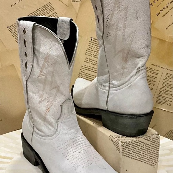 Free People Mexicana Lightning Strikes Western Boot White Distressed - Picture 8 of 11